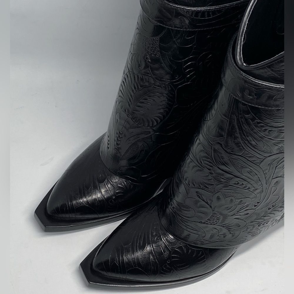 Givenchy Shark Lock Cowboy Ankle Boots In Western Leather size 39 - Picture 5 of 16